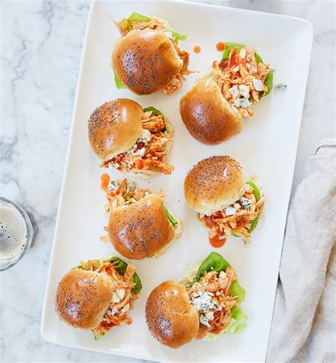 15 Minute Buffalo Chicken Sliders