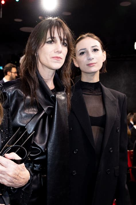 Photo Charlotte Gainsbourg et sa fille Alice Attal Arrivées à la