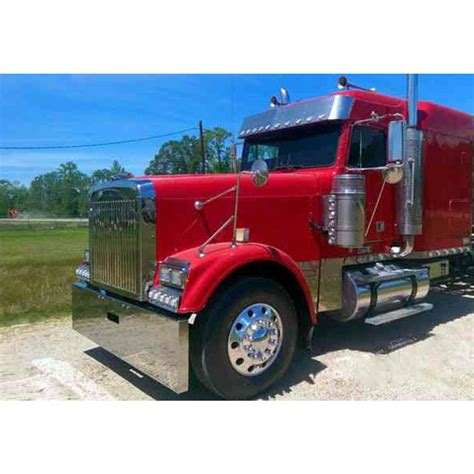 Freightliner Fla Cabover Two Piece Grill With Freightliner Logo Holes