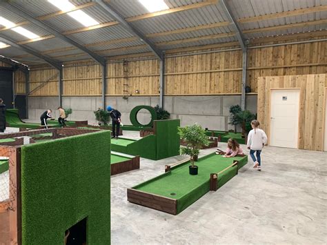 Tee-rific crazy golf | Oswaldtwistle