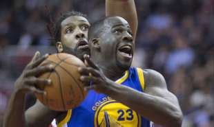 draymond green dei golden state warriors è stato sospeso a tempo