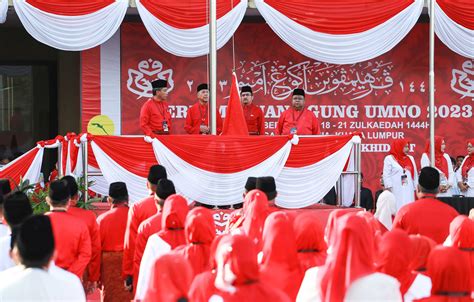 Umno Tuntut Selesai Segera Isu Doktor Kontrak Beban Guru