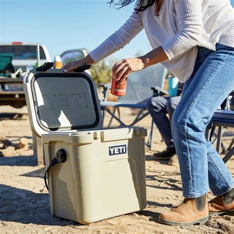 Yeti Roadie 24 Tan Cool Box Birstall