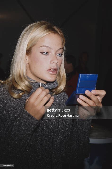 American Model And Actress Carolyn Murphy Attends The Oscar De La