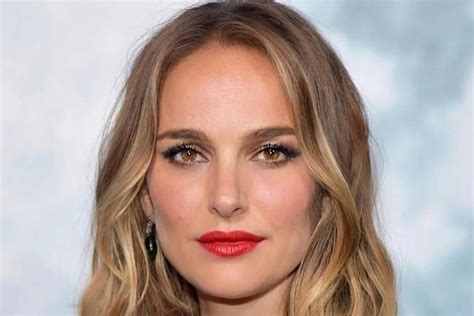 Smoky gold blonde il colore di capelli più trendy dell inverno fonde il biondo e il castano