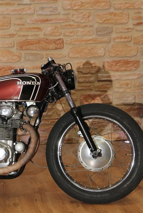 CB350 Twin by Klassik Kustom Inazuma café racer Tractor Lights