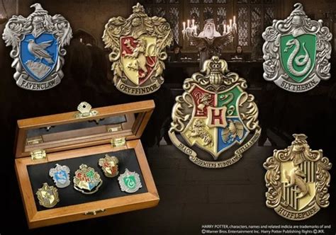 Harry Potter Pins Des Maisons De Hogwarts Noble Collection Eur