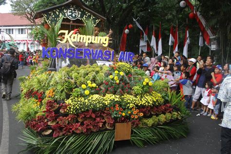 Festival Kendaraan Hias Malang Antara Foto