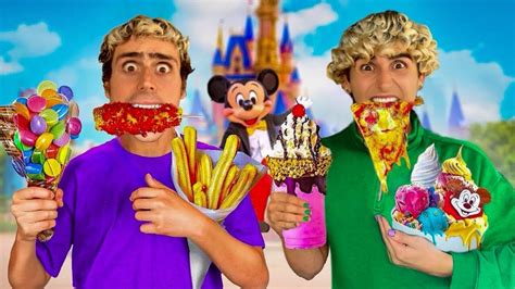 Mangiamo Solo Cibo Di DISNEYLAND Per 24 Ore Primo Disneyland Al