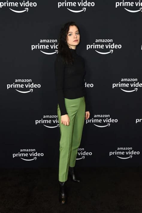 Hot And Sexy Esme Creed Miles Photos ThBlog