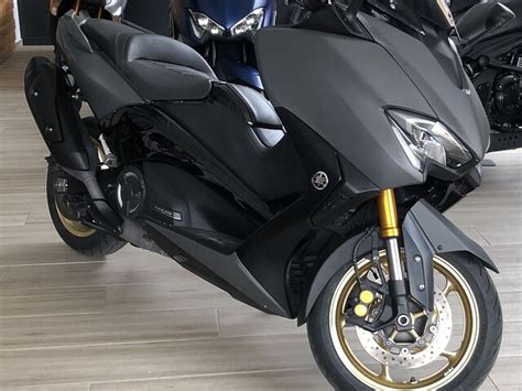 Huur een Yamaha Tmax voor €90 per dag