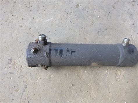 John Deere 3225c Lift Cylinder Rear Tca15165