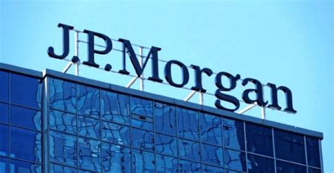 JP Morgan recomendó comprar acciones de YPF MDZ Online