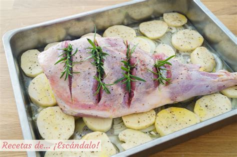 Pierna De Cordero Al Horno Con Patatas Y Uvas Receta De Asado