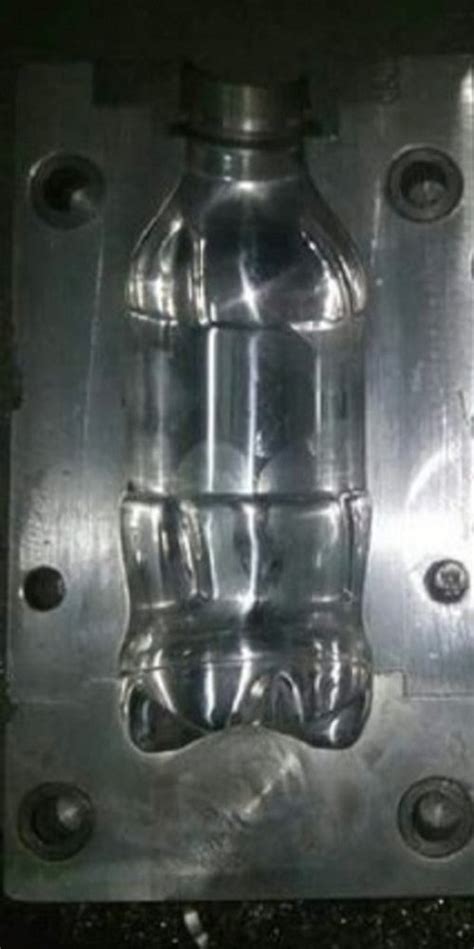 Stainless Steel Pet Bottle Blow Mould Capacity Litre At Rs