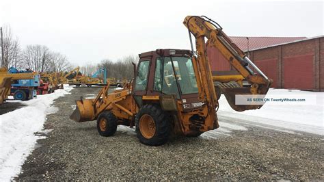 Case 580 E Tractor Loader Backhoe Cab 4x4