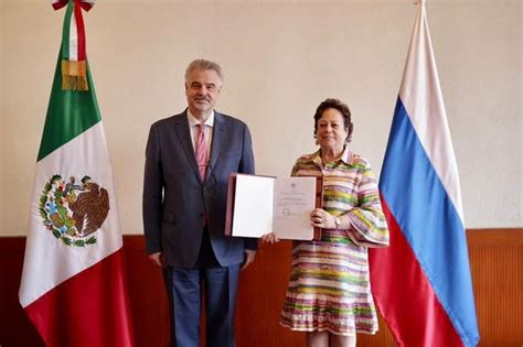 Dg De Protocolo Susana Iruegas Recibi Las Copias De Las Cartas