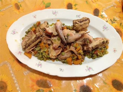 Coniglio Alla Cacciatora Con Funghi Le Ricette Di Mamma Ermi