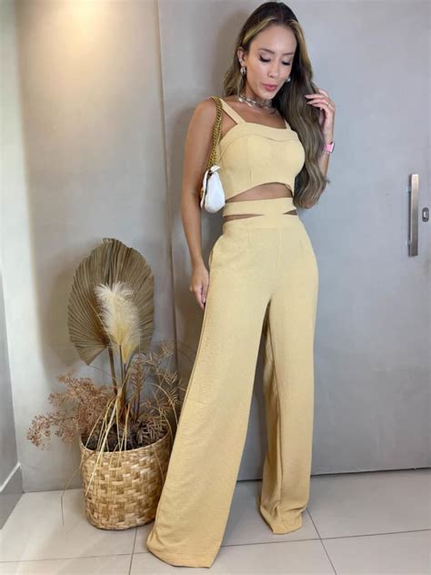 Conjunto Cropped Alcinha E Cal A Pantalona Vazada Nude Lavinny Store