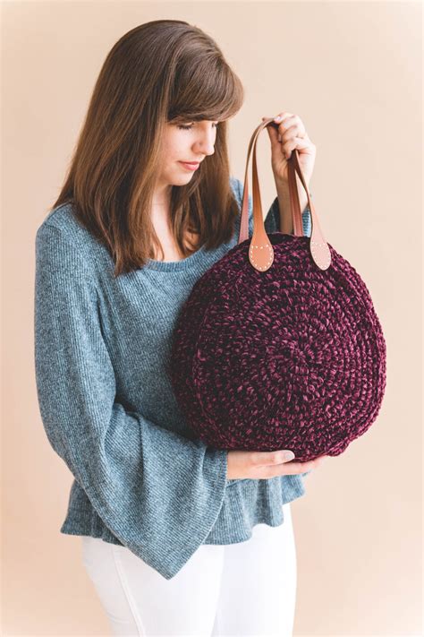 Crochet Velvet Tote Bag • Sewrella