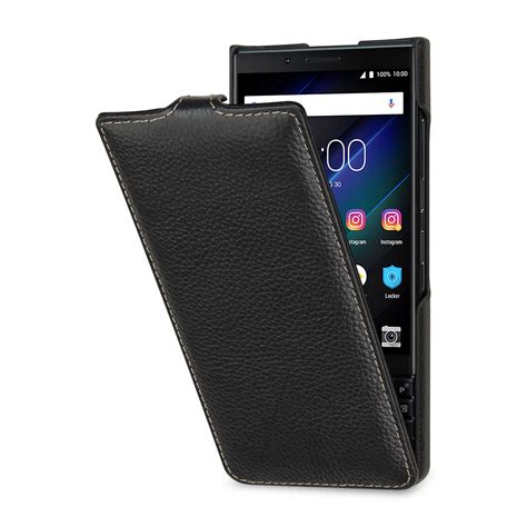 BlackBerry KEY2 LE Cases made of Leather available online | StilGut