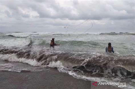 Cuaca Hari Ini Potensi Gelombang Tinggi Di Perairan Lombok Portal