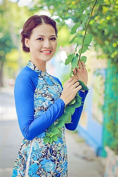 Hoa Hậu Trần Thị Quỳnh Traditional Dresses Vietnamese Traditional