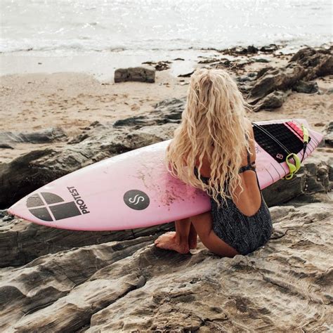 Lucie Donlan Hot The Fappening Leaked Photos