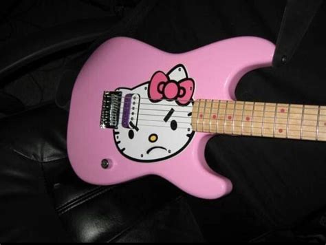 Hello Kitty 🎸 Hello Kitty Guitar Hello Kitty Photos Hello Kitty