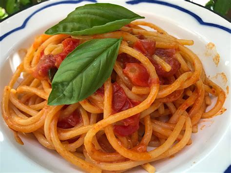 Aaa Accademia Affamati Affannati Pasta E Gnocchi Vegetali Pomodoro