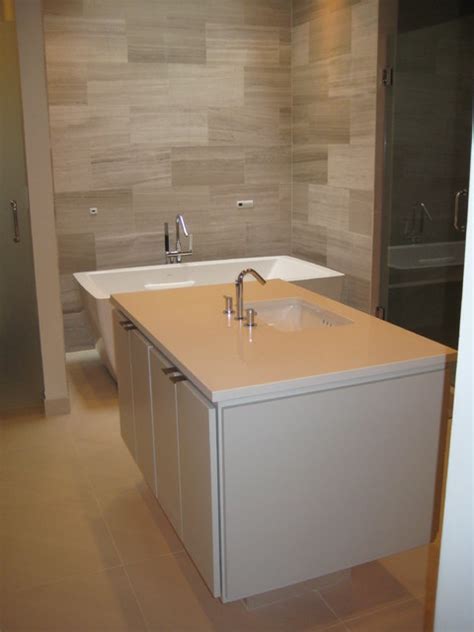 Bathroom Vanities Caesarstone Eggshell Quartz Contemporain Salle De Bain La Nouvelle