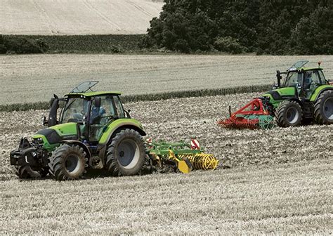 Tractor Deutz Fahr 6 Series Tractors Open Field Deutz Fahr