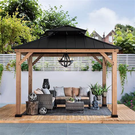 Sunjoy Archwood 10 Ft X 10 Ft Cedar Framed Gazebo With Steel Hardtop The Home Depot Canada