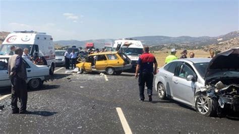 Burdur Da Trafik Kazas L Yaral Internet Haber