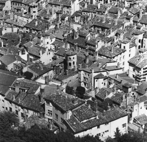 Photographes En Rh Ne Alpes Le Quartier Saint Jean