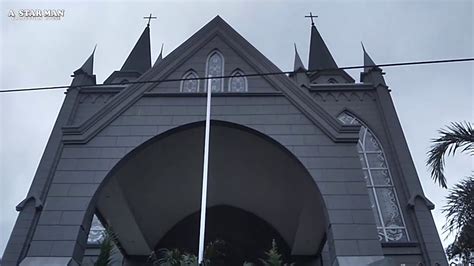 Pertama Dalam Sejarahmisa Paskah Tanpa Umat Di Katedral Sintang Youtube