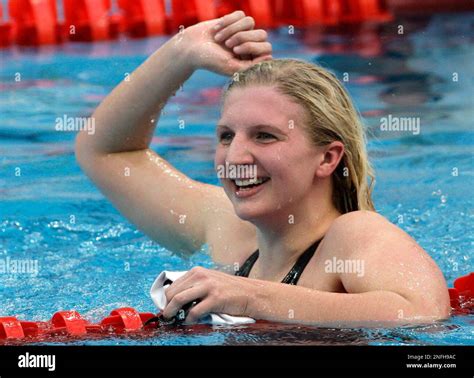 Britains Rebecca Adlington Celebrates Winning The Gold In The Womens