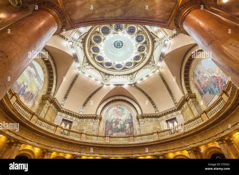 Massachusetts State Capitol Hi Res Stock Photography And Images Alamy