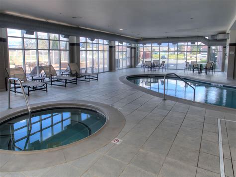 Hotel in Boise | Holiday Inn Boise Airport Hotel