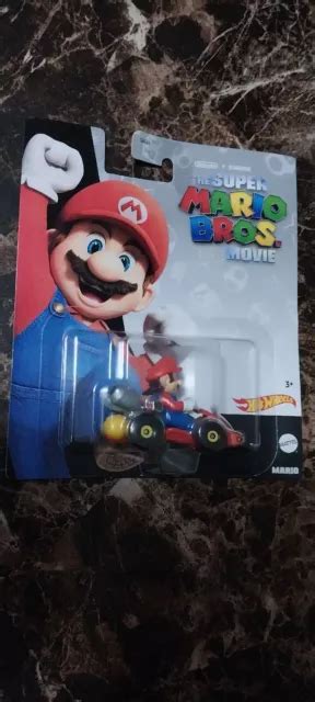 HOT WHEELS MARIO The Super Mario Bros Movie Mario Kart Illuminazione Auto Da Corsa EUR