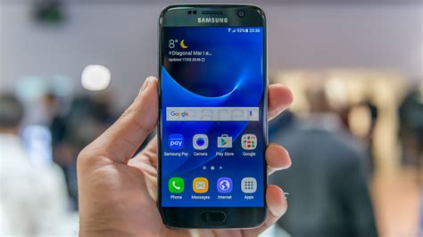 Samsung Galaxy S7 Hands On And Photo Gallery