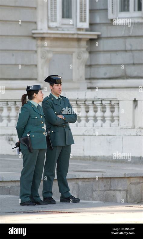 Guardia Civil On Sentry Duty At The Royal Palace Stock Photo Alamy