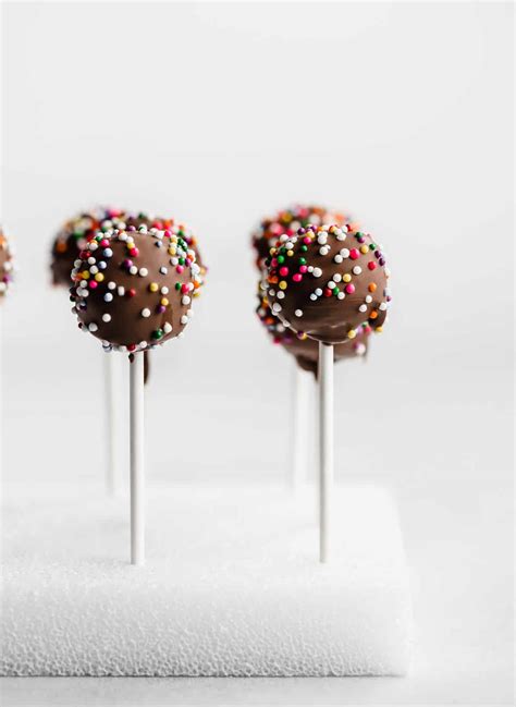 Icing Cake Pop Ideas