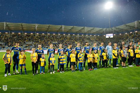 Arka Gdynia S A Oficjalny Serwis Internetowy Centrum Pomeczowe Arka