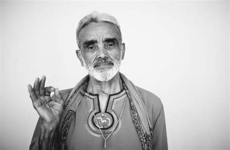 Who Is Sri Dharma Mittra? Bio, Family, Net Worth, Quotes, Books, Diet ...
