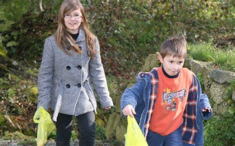 Printemps De Saint Clet Une Chasse à Loeuf Fructueuse Le Télégramme