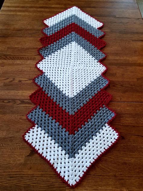 Free Crochet Table Runners Patterns Web There Are Many Patterns That