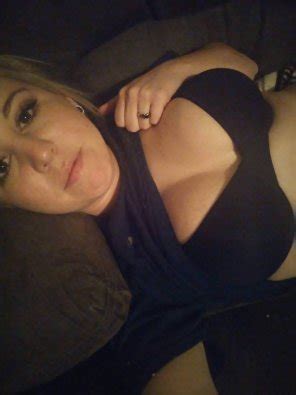 Anyone awake Pms welcomeðŸ Porn Pic