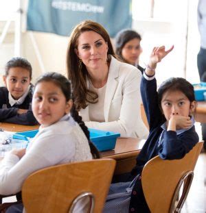 Kate Middleton S Zara Waffle Blazer In White