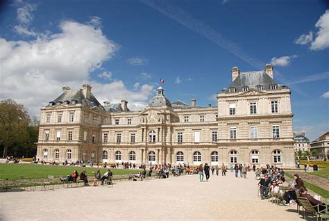 Palacio De Luxemburgo Fotos Banco De Fotos E Imágenes De Stock Istock